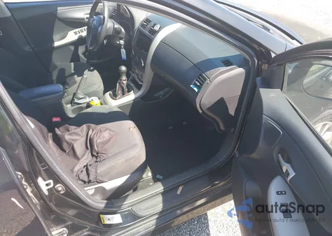 2010 Toyota Corolla S из США, поврежденный, VIN 2T1BU4EE4AC332524